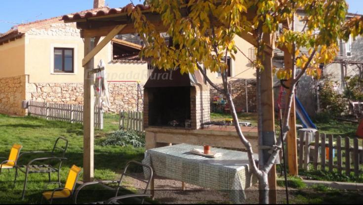 Casa Rural Villa Abeleste Fuentelisendo ภายนอก รูปภาพ